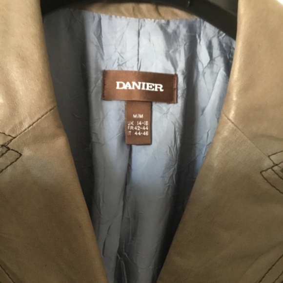 NWOT - Picture 3 of 8